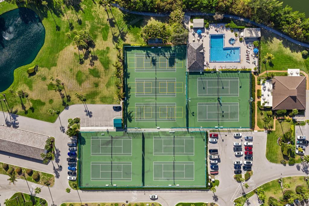 200 Ocean Trail Way, Unit T7 Jupiter, FL 33477 - Photo 41 of 46 an aerial view of a house