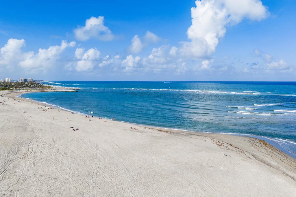 200 Ocean Trail Way, Unit T7 Jupiter, FL 33477 - Photo 46 of 46 a view of an ocean beach