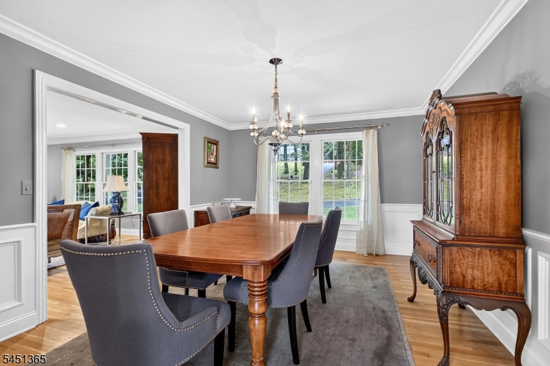 26 Stonefence Road Bernardsville, NJ 07924 - Photo 8 of 48 Gallery Image 8