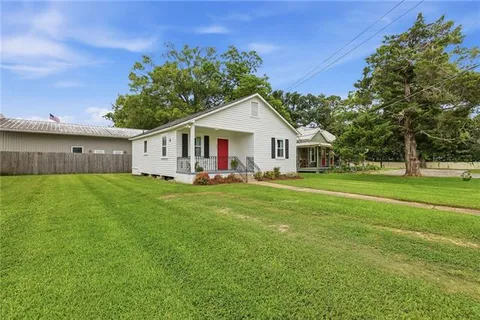 $170,000 | 135 North 4th Street, Ponchatoula, LA 70454