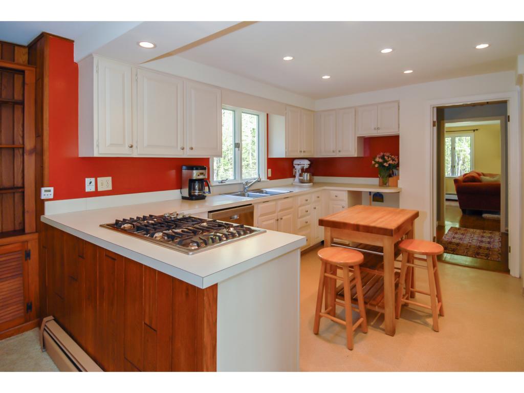 35 Sanborn Road Hampton Falls, NH 03844 - Photo 7 of 34