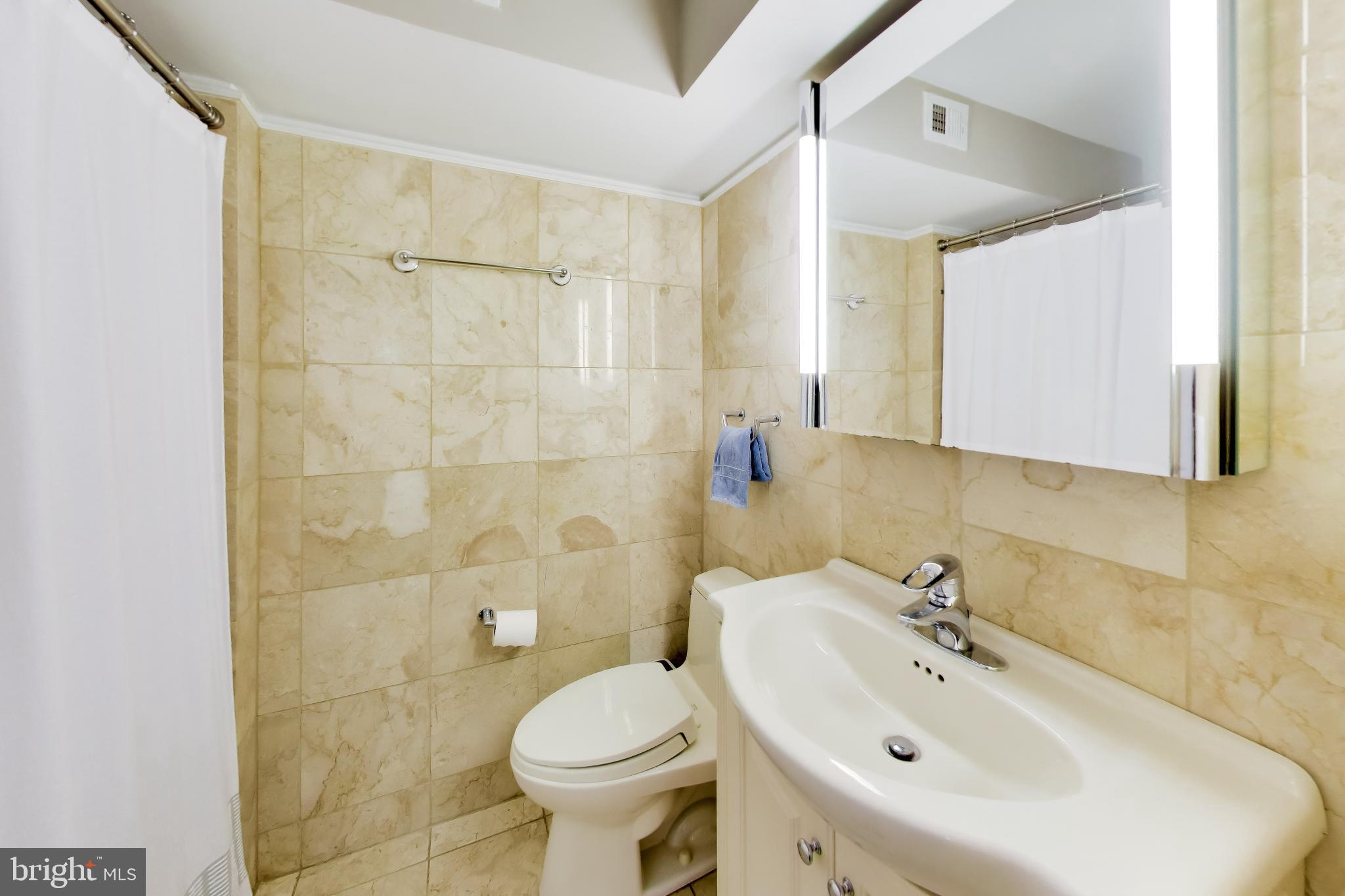 1302 R Street Northwest, Unit 1 Washington, DC 20009 - Photo 30 of 40
