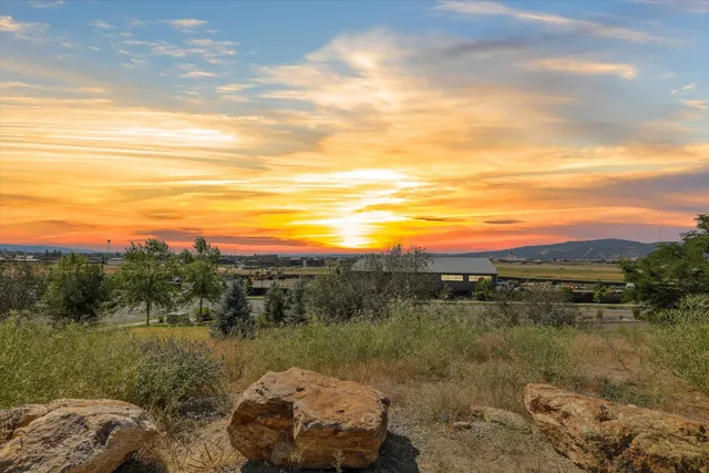 $545,000 | 20605 East Vly Vista Drive, Liberty Lake, WA 99019