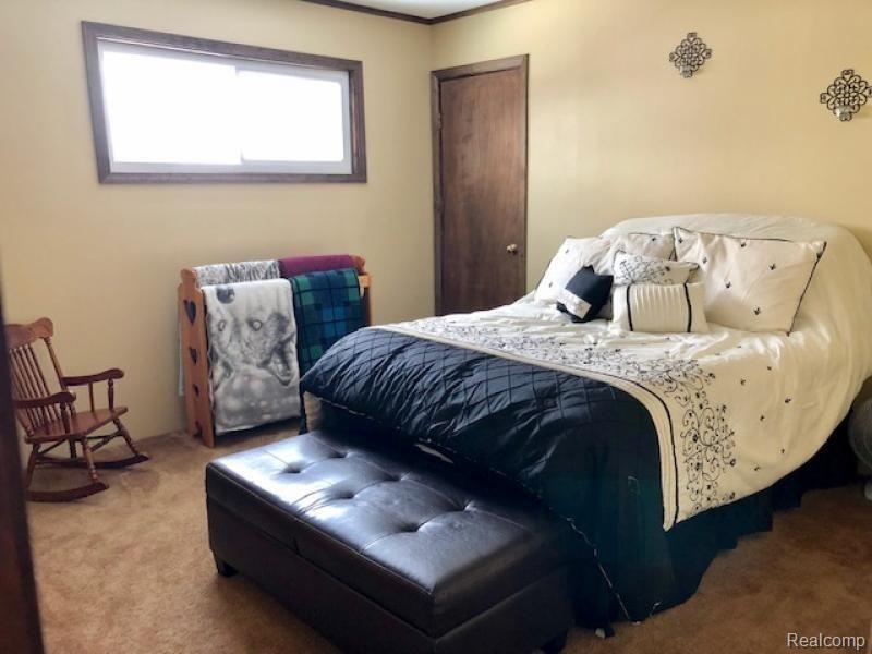 1912 West Vassar Road Reese, MI 48757 - Photo 13 of 18 bedroom 2.jpg
