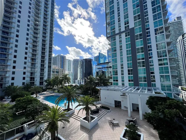 $4,200 | 1050 Brickell Avenue, Unit 1514, Miami, FL 33131