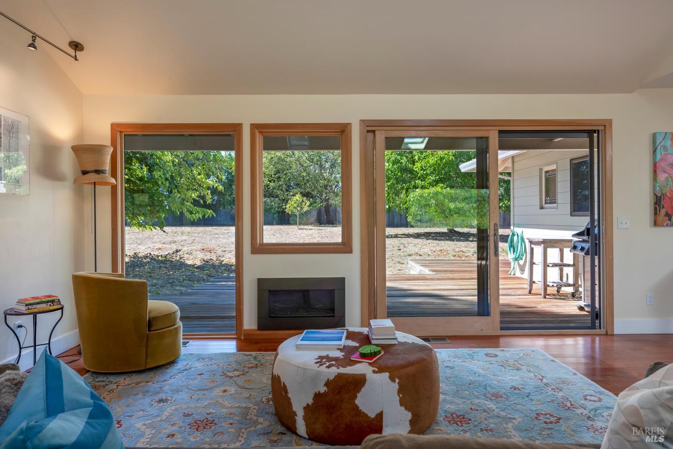 8622 Green Valley Road Sebastopol, CA 95472 - Photo 19 of 64 Gallery Image 19