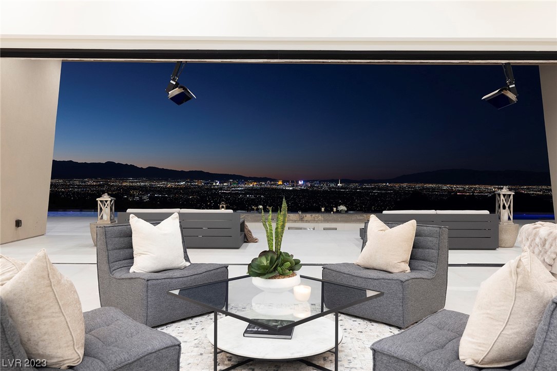 674 Dragon Point Drive Henderson, NV 89012 - Photo 4 of 66