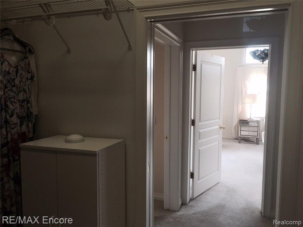 11293 Chapman Court Romeo, MI 48065 - Photo 42 of 97 Large Walk-in Closet