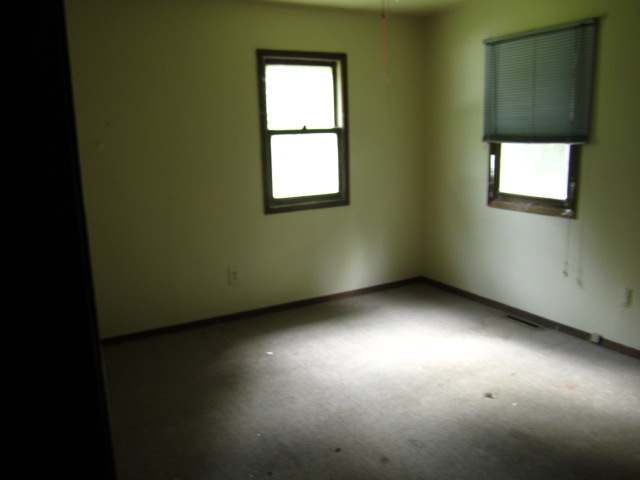 3907 Forest Lane Rhinelander, WI 54501 - Photo 5 of 8 Gallery Image 5