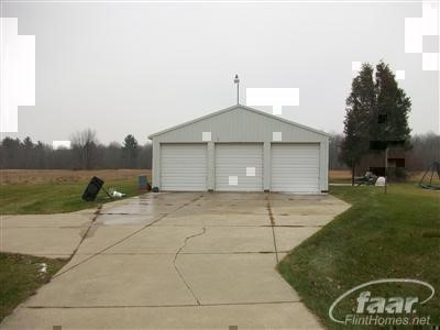 12093 West Vienna Road Montrose, MI 48457 - Photo 36 of 40 20243251-35.JPG