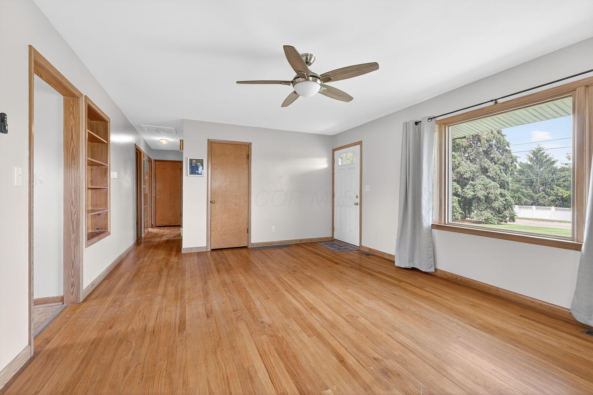 336 Houk Road Delaware, OH 43015 - Photo 12 of 67 336 Houk Rd (Interior_-4