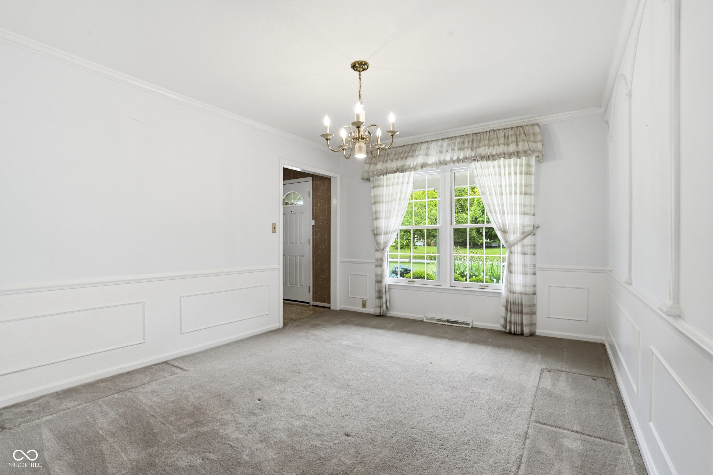 1750 Brewster Road Indianapolis, IN 46260 - Photo 9 of 45 Gallery Image 9
