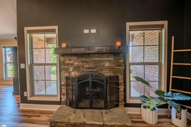 $375,000 | 303 East Story Bush Lane, Inman, SC 29349