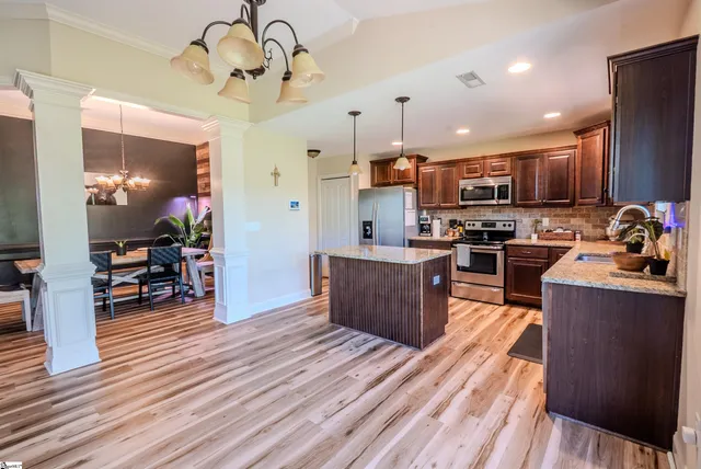 $375,000 | 303 East Story Bush Lane, Inman, SC 29349