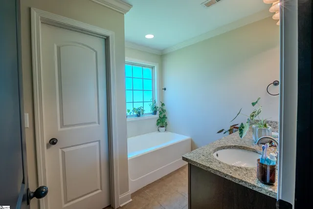 $375,000 | 303 East Story Bush Lane, Inman, SC 29349