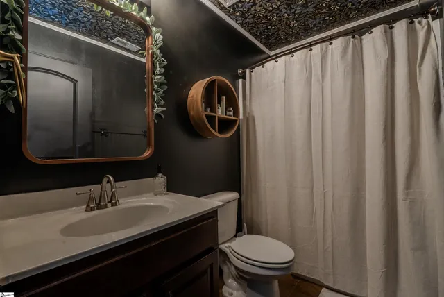 $375,000 | 303 East Story Bush Lane, Inman, SC 29349