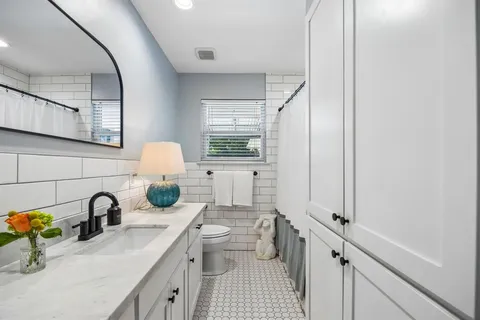 $729,000 | 7318 Rutgers Drive, Dallas, TX 75214