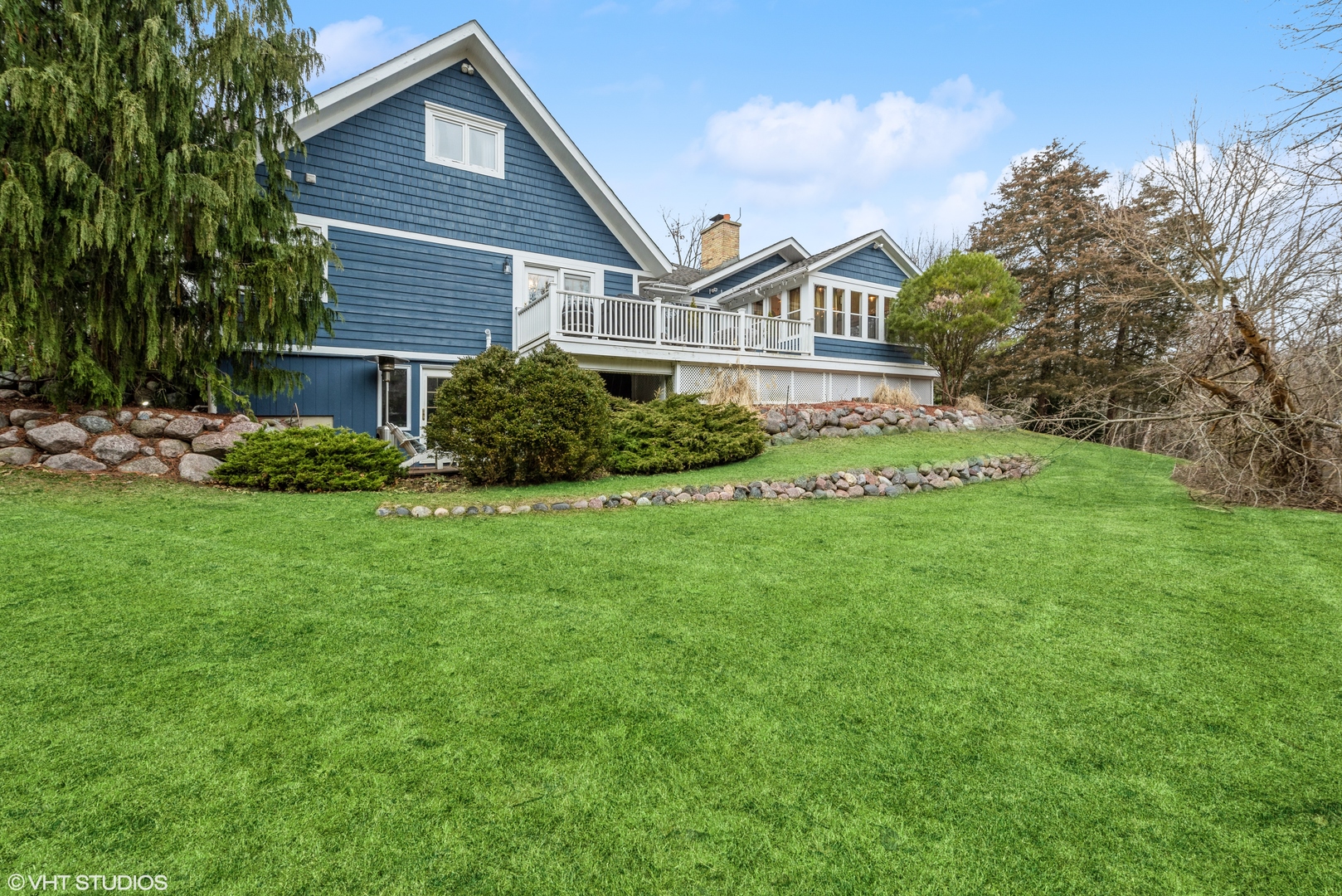 6208 Katmai Trail McHenry, IL 60050 - Photo 24 of 24 a front view of house with yard and green space