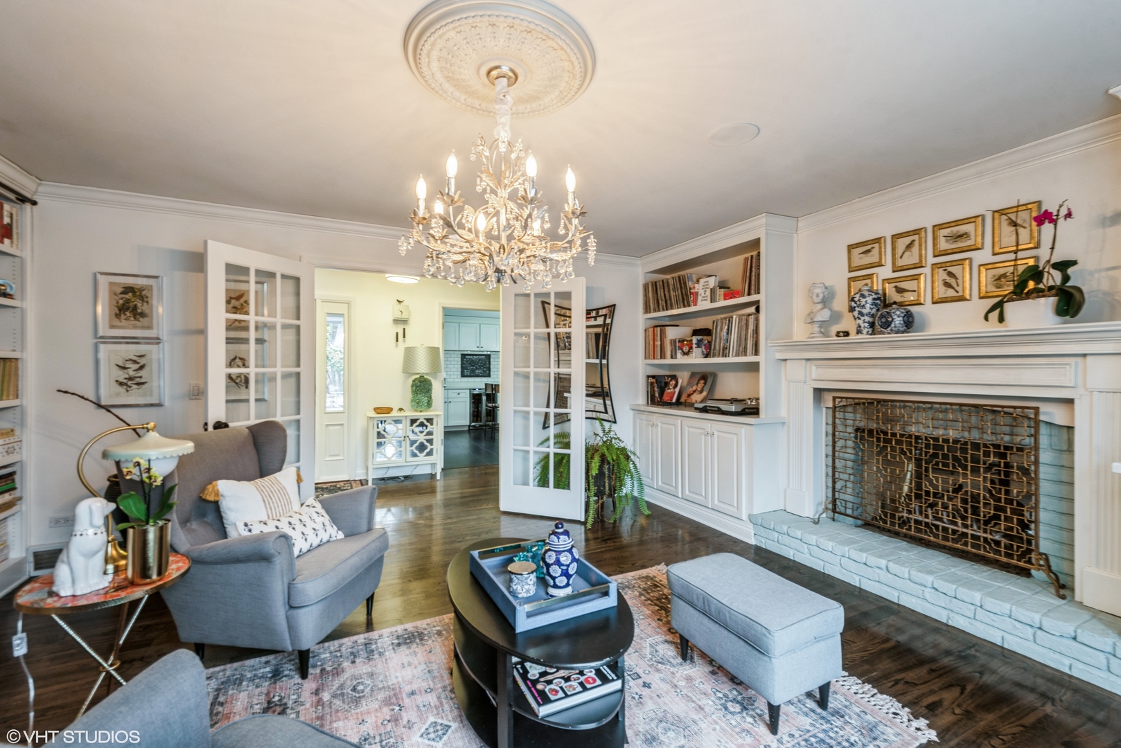 6208 Katmai Trail McHenry, IL 60050 - Photo 10 of 24 a living room with furniture and a fireplace