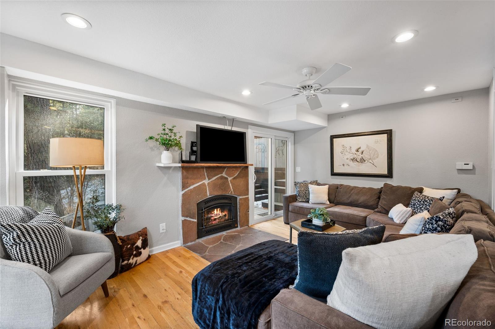 5704 Santa Clara Road Indian Hills, CO 80454 - Photo 15 of 50