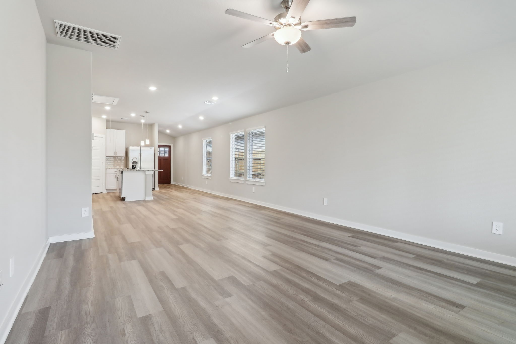 14301 Grey Pointe Court Conroe, TX 77302 - Photo 9 of 25 Photo is not of the actual home, but is an inspirational photo of builder’s model home and may depict options, furnishings, and/or decorator features that are not included