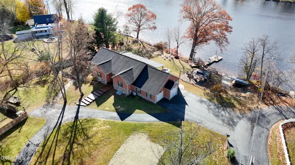 $959,000 | 4 Big Bay Road, Queensbury, NY 12804