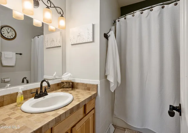 $975,000 | 4 Big Bay Road, Queensbury, NY 12804