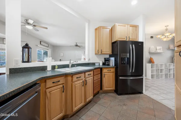 $959,000 | 4 Big Bay Road, Queensbury, NY 12804