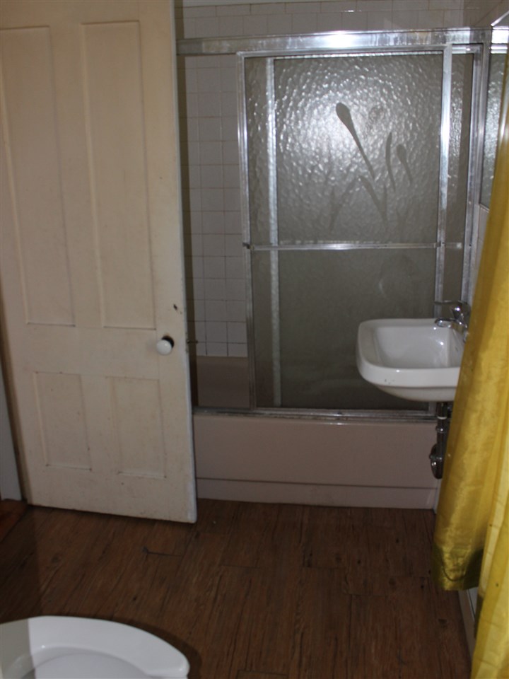 19 Elm Street Brattleboro, VT 05301 - Photo 7 of 11