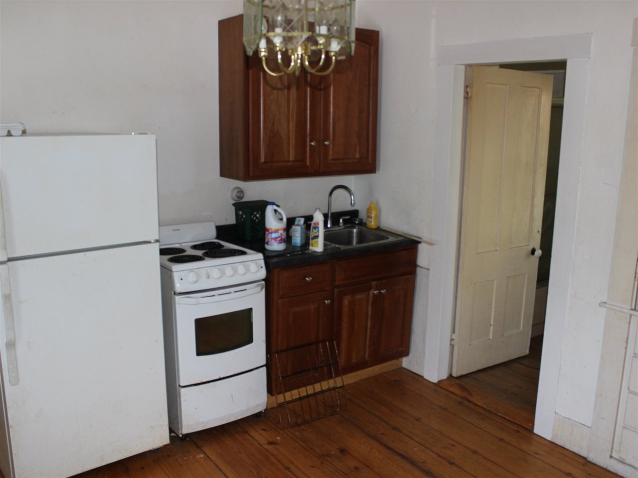 19 Elm Street Brattleboro, VT 05301 - Photo 9 of 11