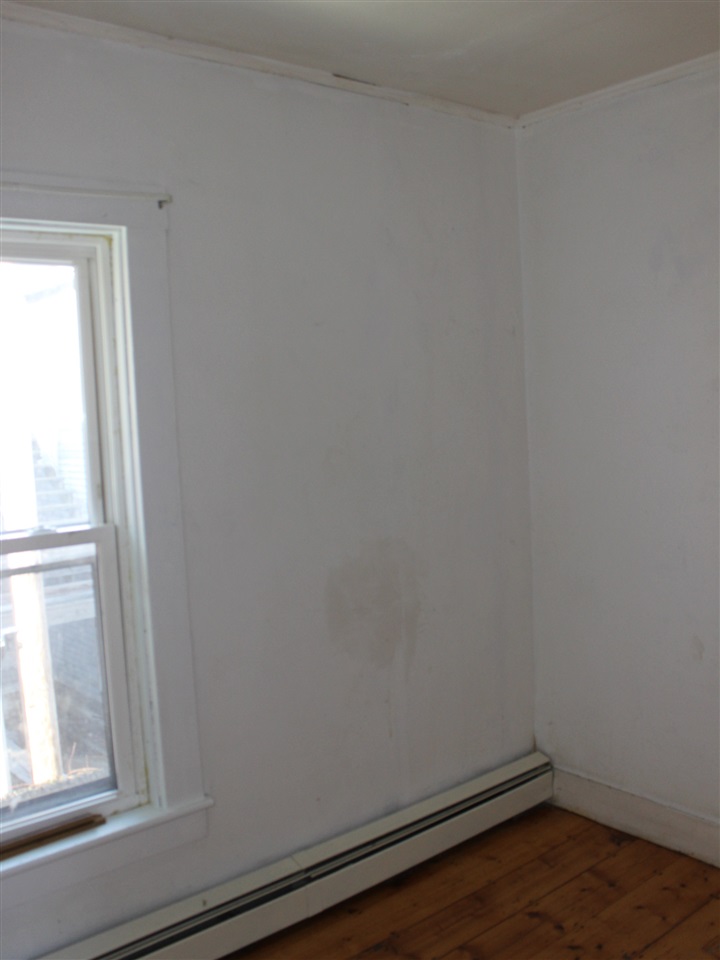 19 Elm Street Brattleboro, VT 05301 - Photo 10 of 11