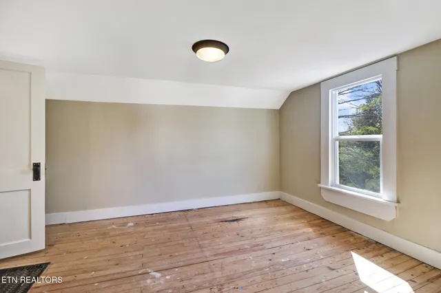 $250,000 | 211 Old Lantana Road, Crossville, TN 38555