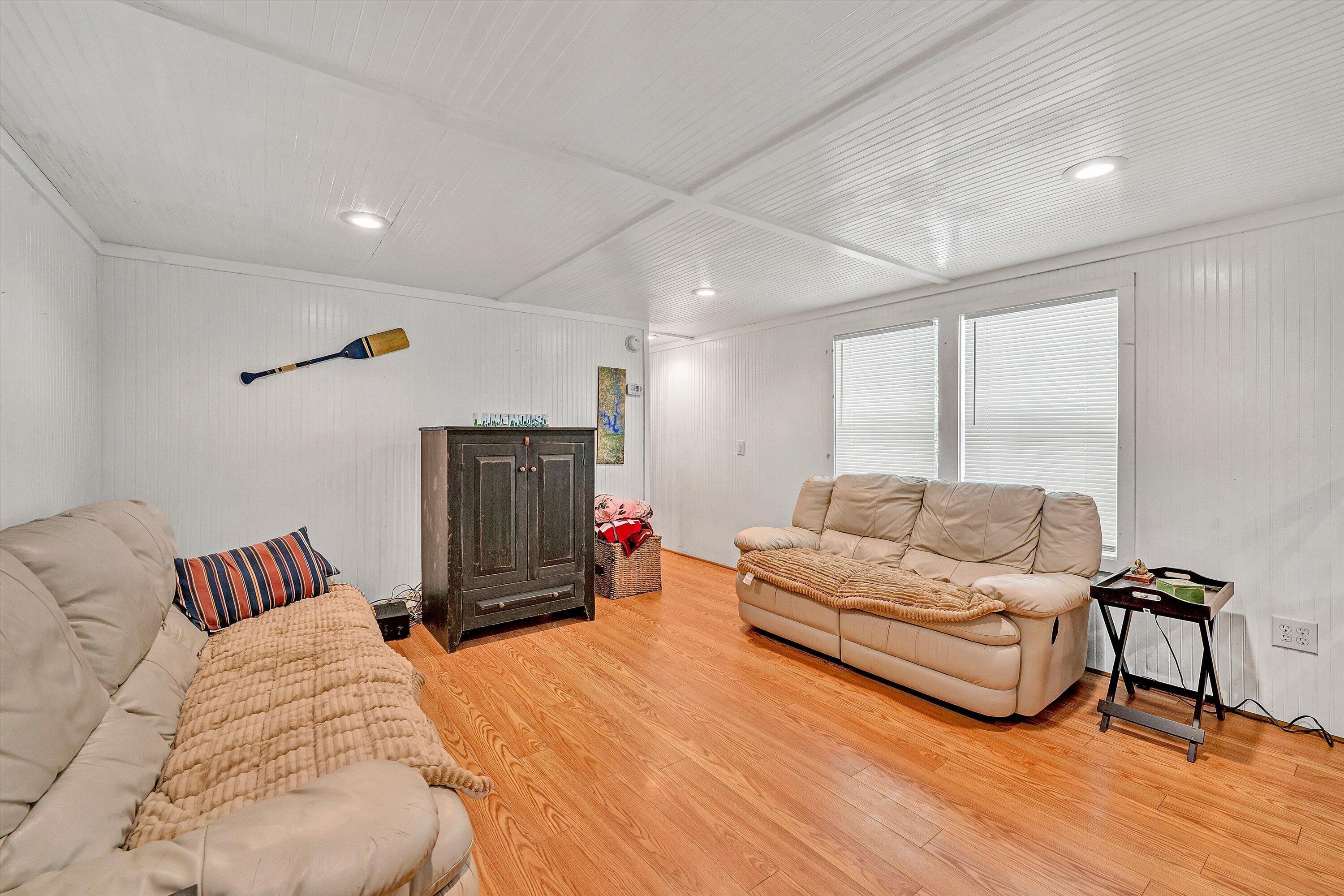 208 Munsons Road Penhook, VA 24137 - Photo 16 of 49 33-SGM-82