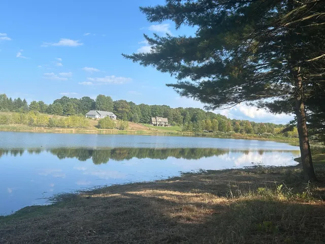 $95,900 | 6878 Bantry Bay Court, Unit 3, Stanwood, MI 49346