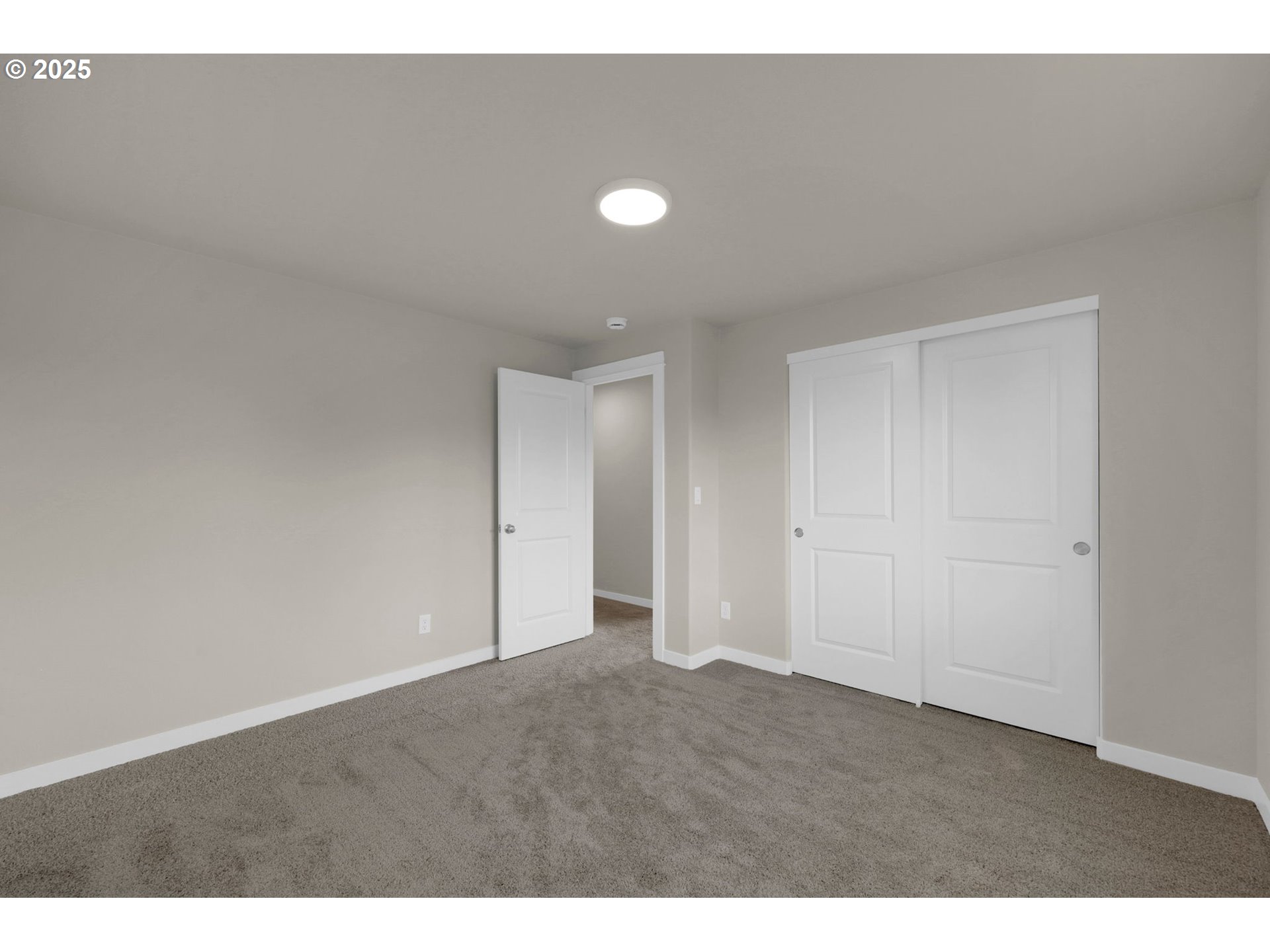 5679 Magnificence Way Eugene, OR 97402 - Photo 40 of 45 a view of an empty room