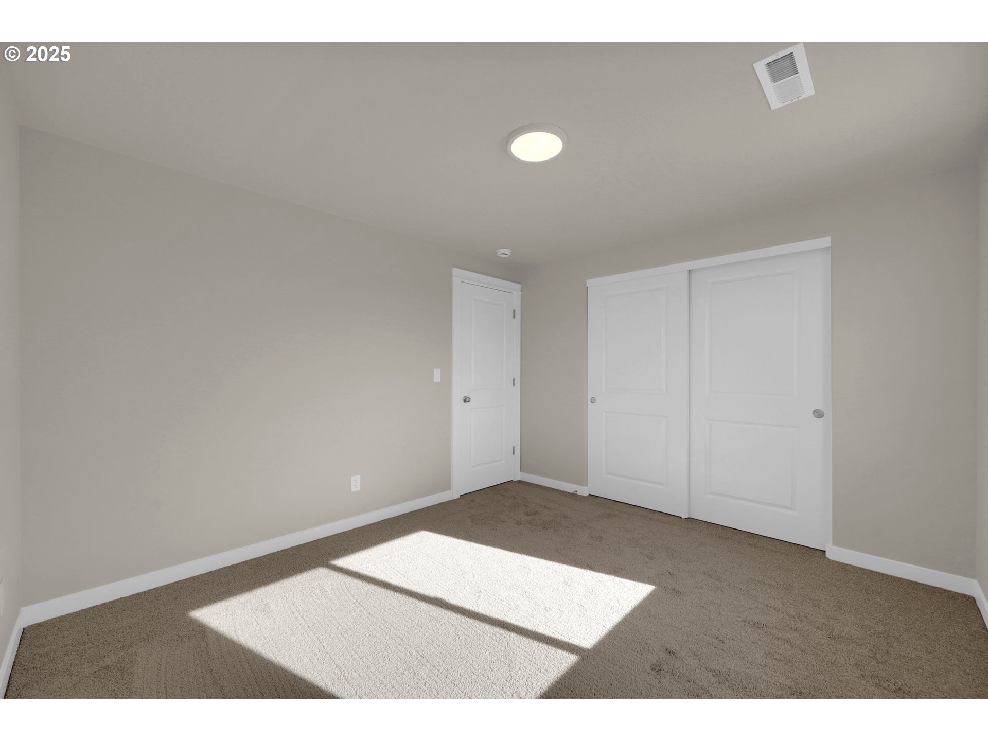 5679 Magnificence Way Eugene, OR 97402 - Photo 42 of 45 a view of an empty room