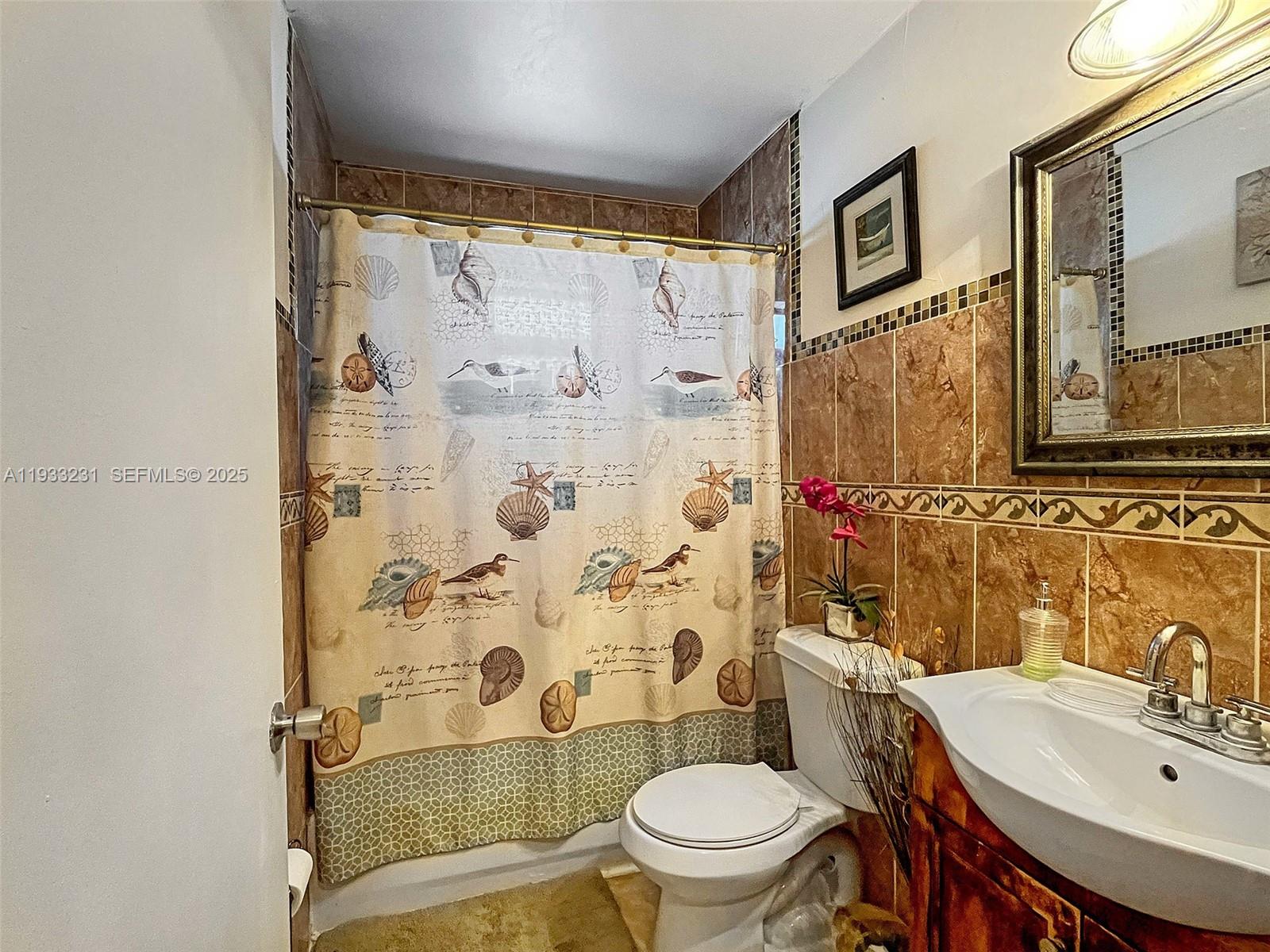 18003 Southwest 153rd Place Miami, FL 33187 - Photo 8 of 13