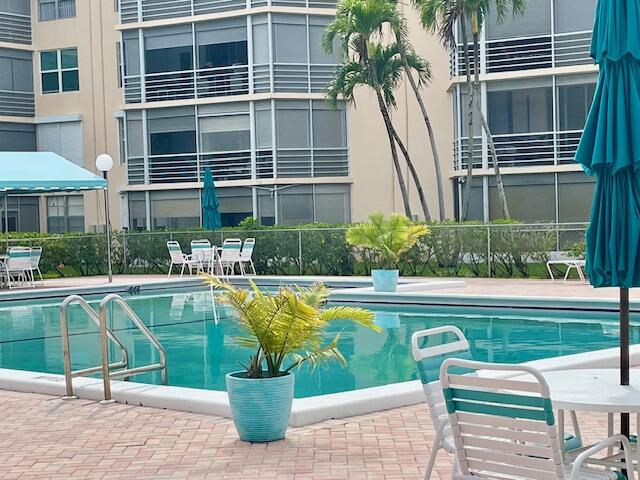 6100 Northwest 2nd Avenue, Unit 123 Boca Raton, FL 33487 - Photo 59 of 69 Pool