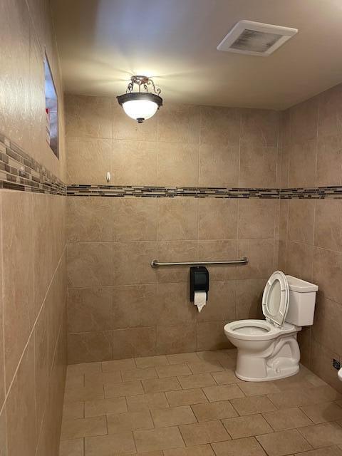 6100 Northwest 2nd Avenue, Unit 123 Boca Raton, FL 33487 - Photo 61 of 69 Pool Mens room