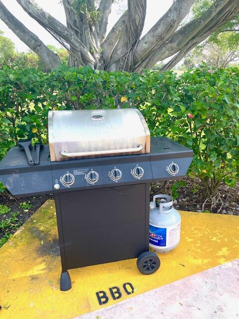 6100 Northwest 2nd Avenue, Unit 123 Boca Raton, FL 33487 - Photo 63 of 69 BBQ