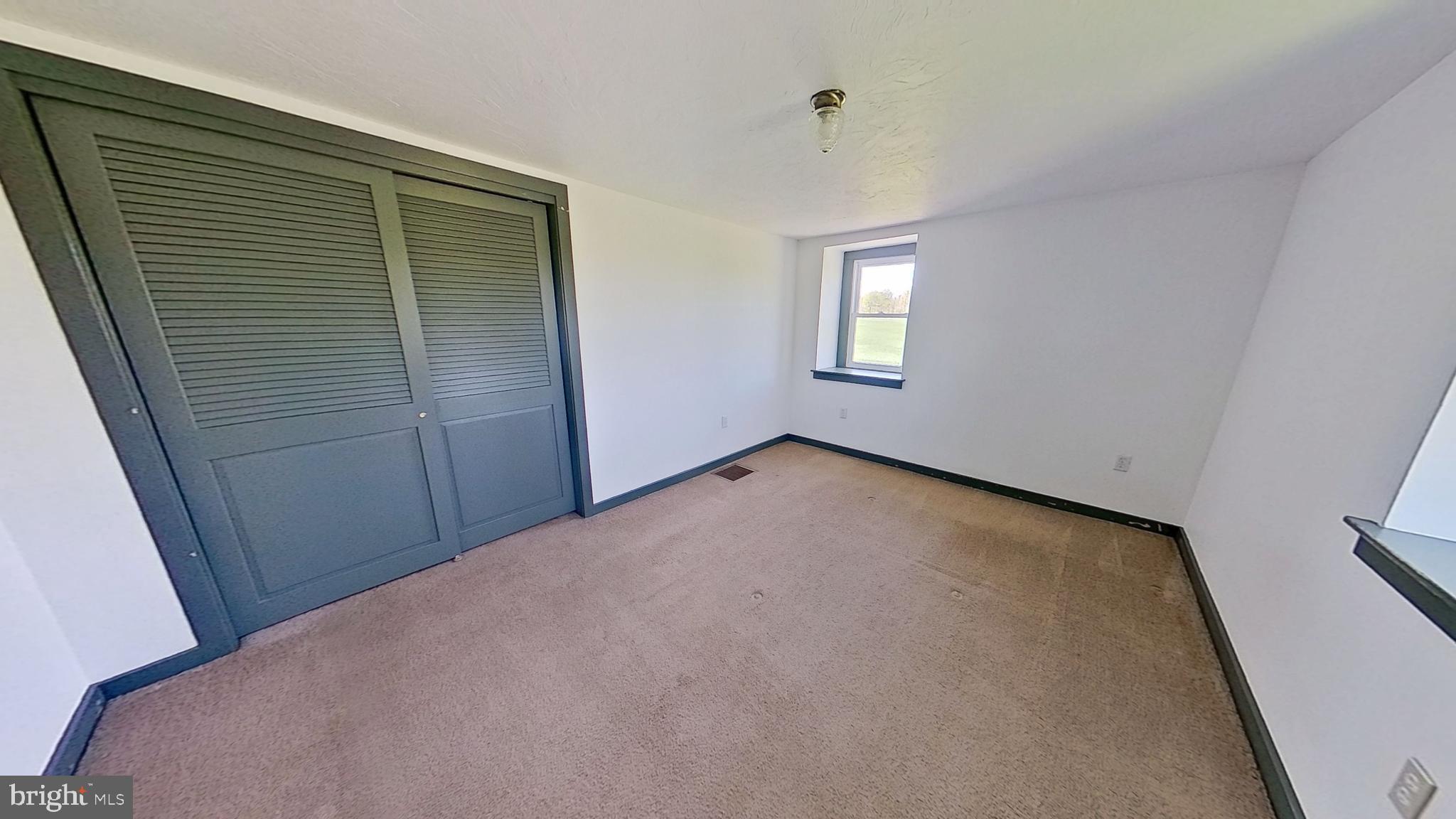 919 Round Hill Road East Berlin, PA 17316 - Photo 5 of 7
