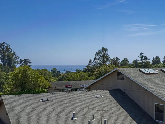 $1,300,000 | 126 Aptos Vlg Way, Unit 3, Aptos, CA 95003