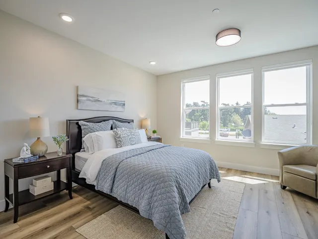 $1,300,000 | 126 Aptos Vlg Way, Unit 3, Aptos, CA 95003