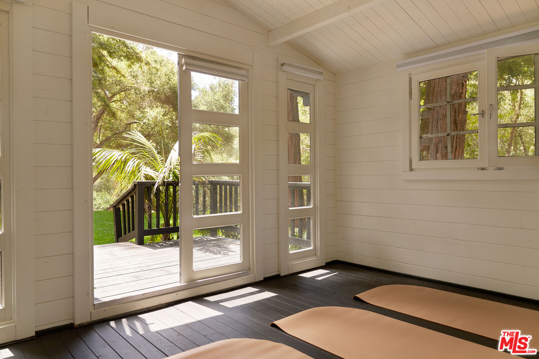 921 El Rancho Road Santa Barbara, CA 93108 - Photo 22 of 33