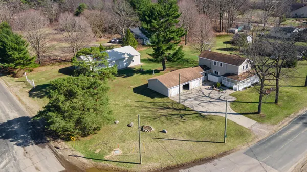 $439,000 | 121 Cr 687 St Haven, South Haven, MI 49090