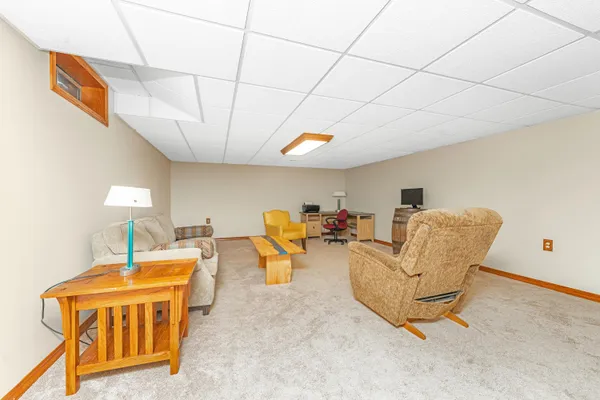 $439,000 | 121 Cr 687 St Haven, South Haven, MI 49090