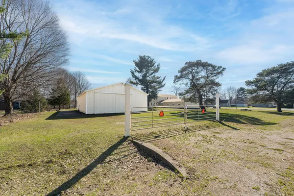 $439,000 | 121 Cr 687 St Haven, South Haven, MI 49090