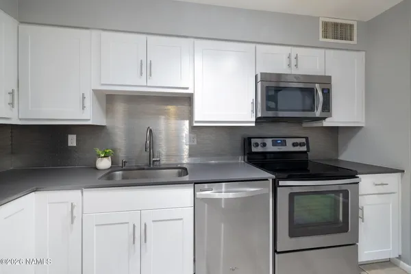 $335,000 | 6401 St Nicholas Circle, Unit 14, Flagstaff, AZ 86004