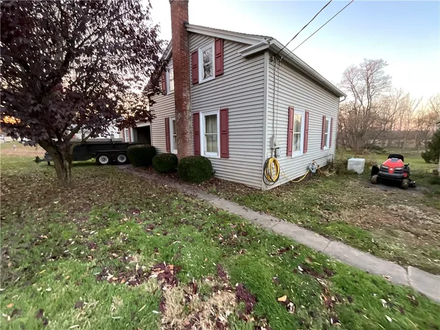 $79,900 | 13935 Ridge Road West, Gaines, NY 14411