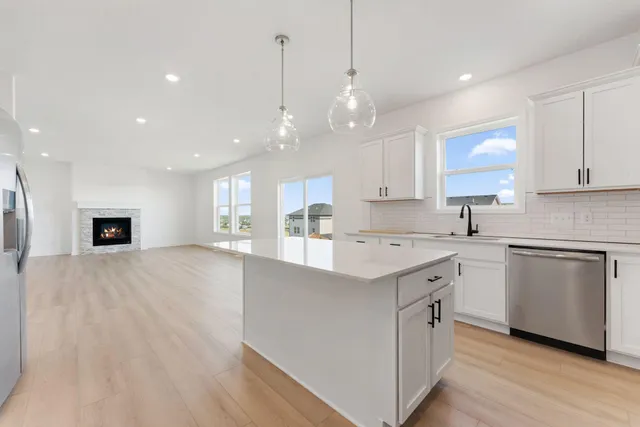 $620,865 | 2471 Tyrone Drive, Shakopee, MN 55379